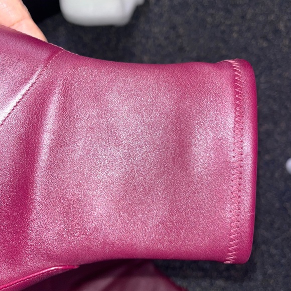 Stuart Weitzman Burgundy/Cranberry Heeled Boots. Stylish and comfortable. - Picture 6 of 12